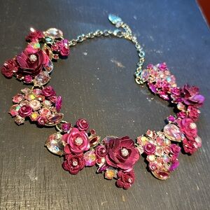 Betsey Johnson flower necklace